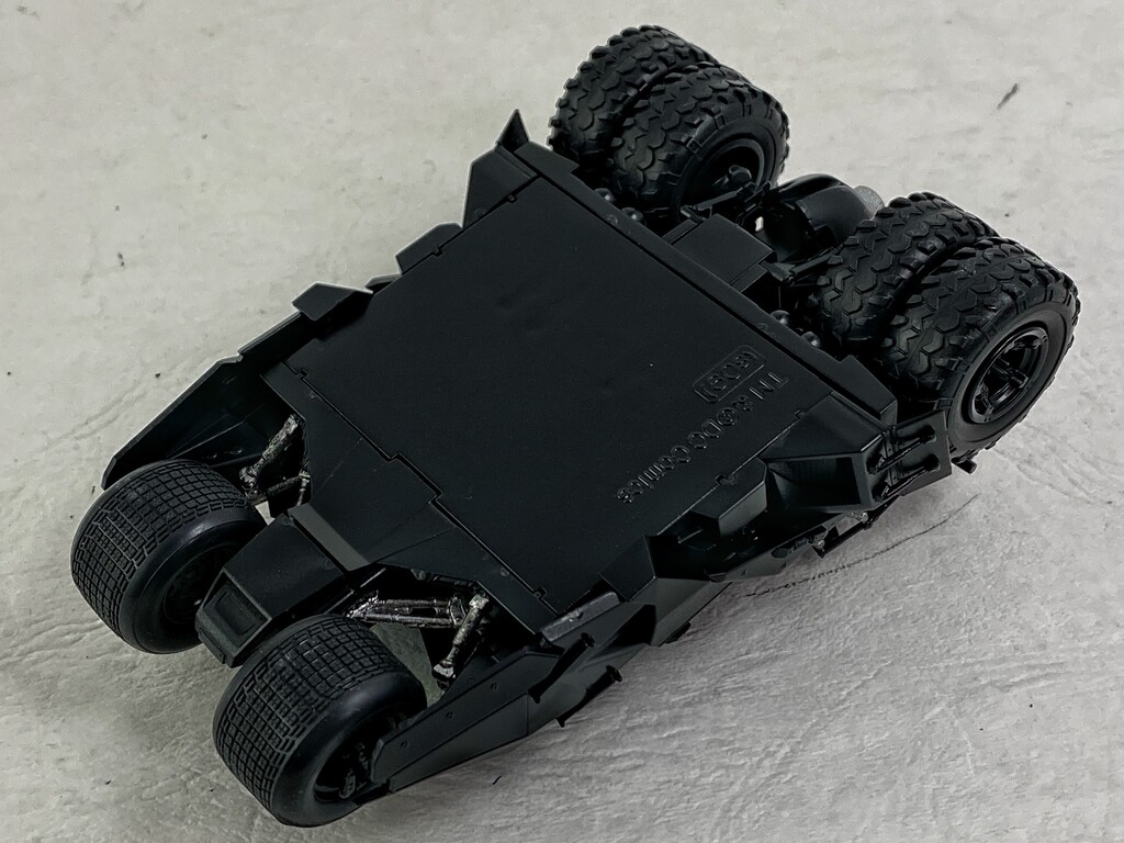 1/35 SCALE バットモービル（バットマン ビギンズVer