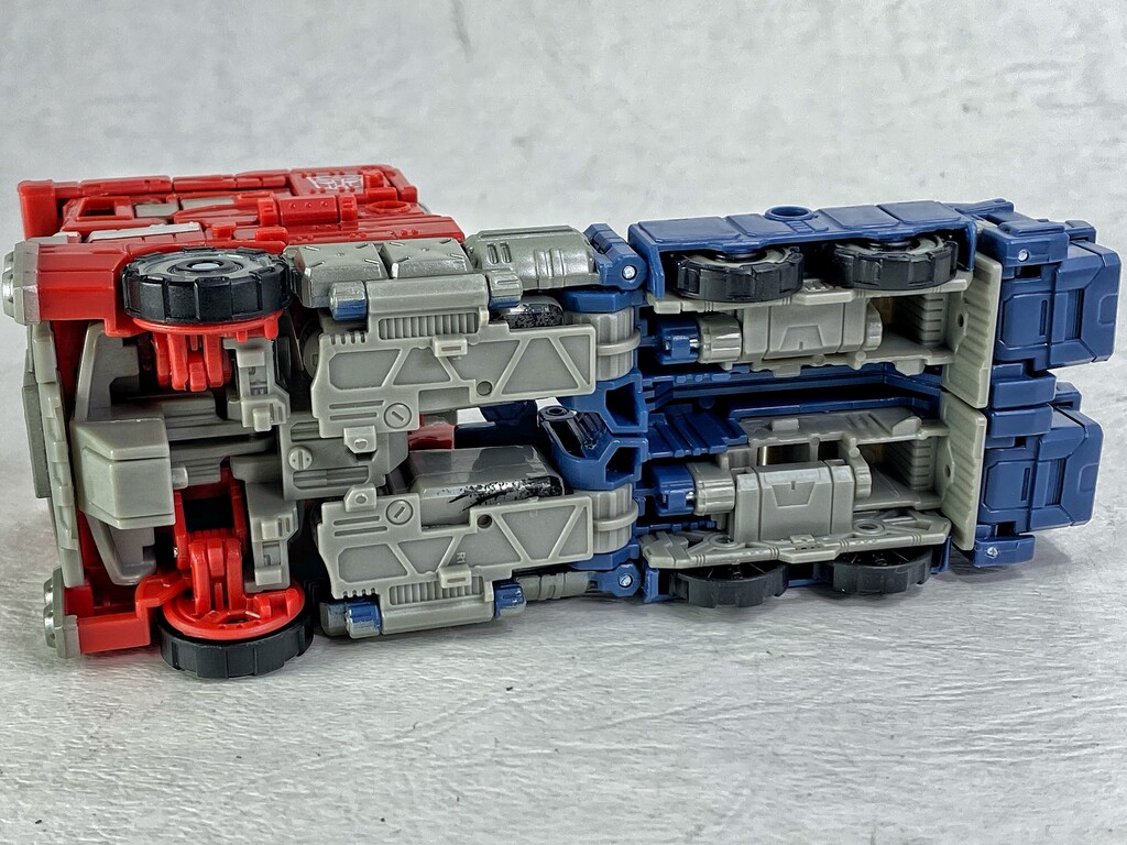 トランスフォーマー PF WFC-01 オプティマスプライム レビュー : える