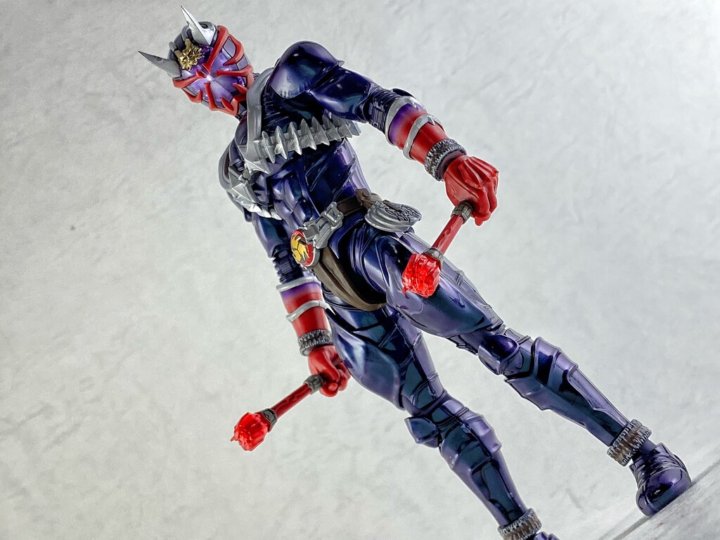 figure rise standard 仮面ライダー響鬼塗装完成品