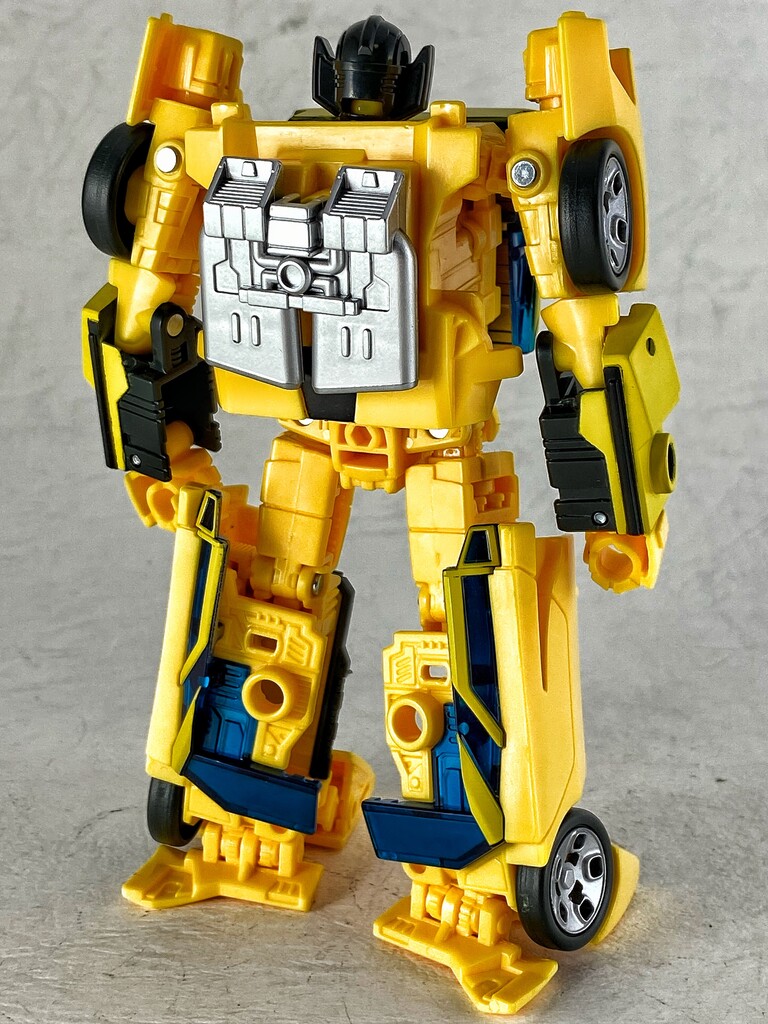 トランスフォーマーアースライズ ER-11 サンストリーカー ER-11 サンストリーカー｜トランスフォーマーオフィシャルサイト