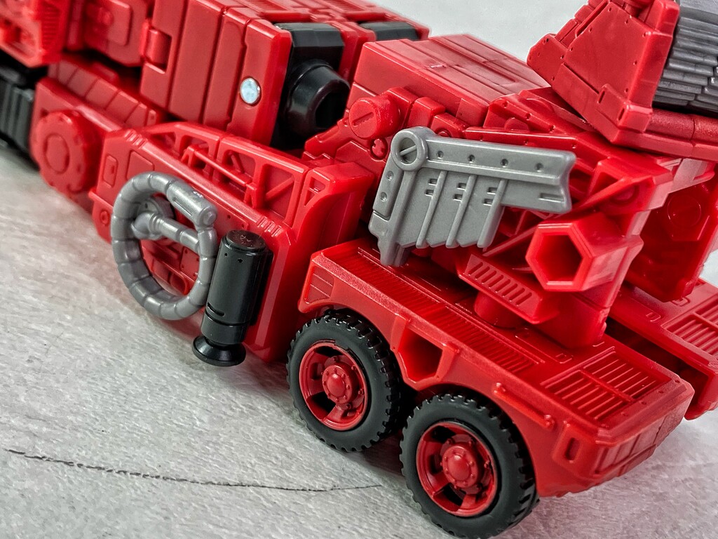 KD-10 インフェルノ　トランスフォーマー　キングダム　タカラトミー KD-10 オートボットインフェルノ｜トランスフォーマー