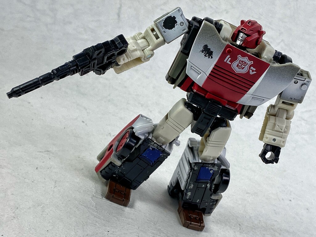 トランスフォーマー WFC-13 レッドアラート レビュー : えるけーえぬ