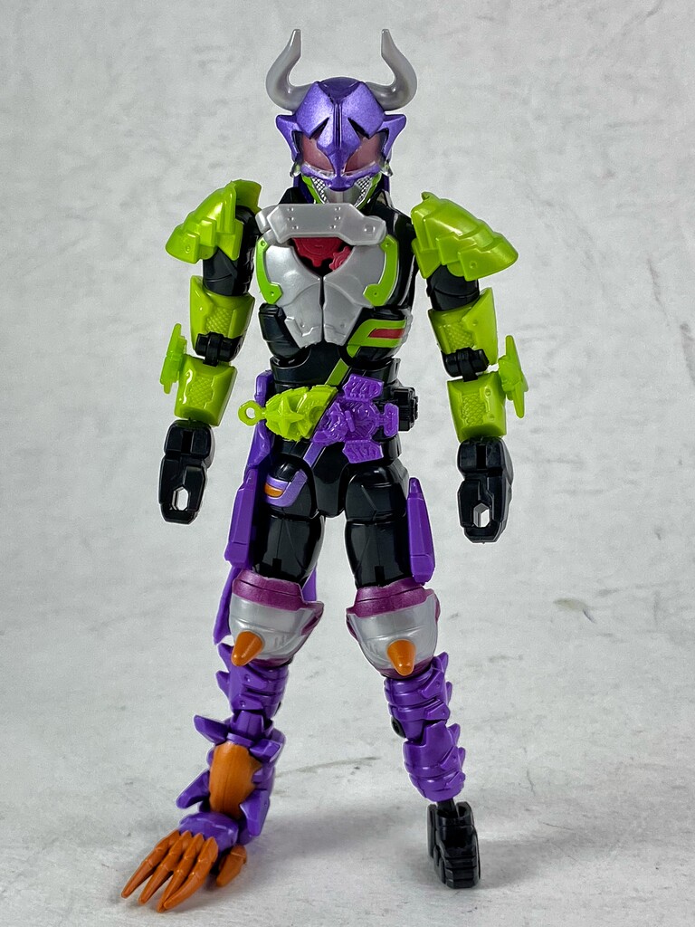 リボルブチェンジフィギュア 仮面ライダータイクーン&仮面