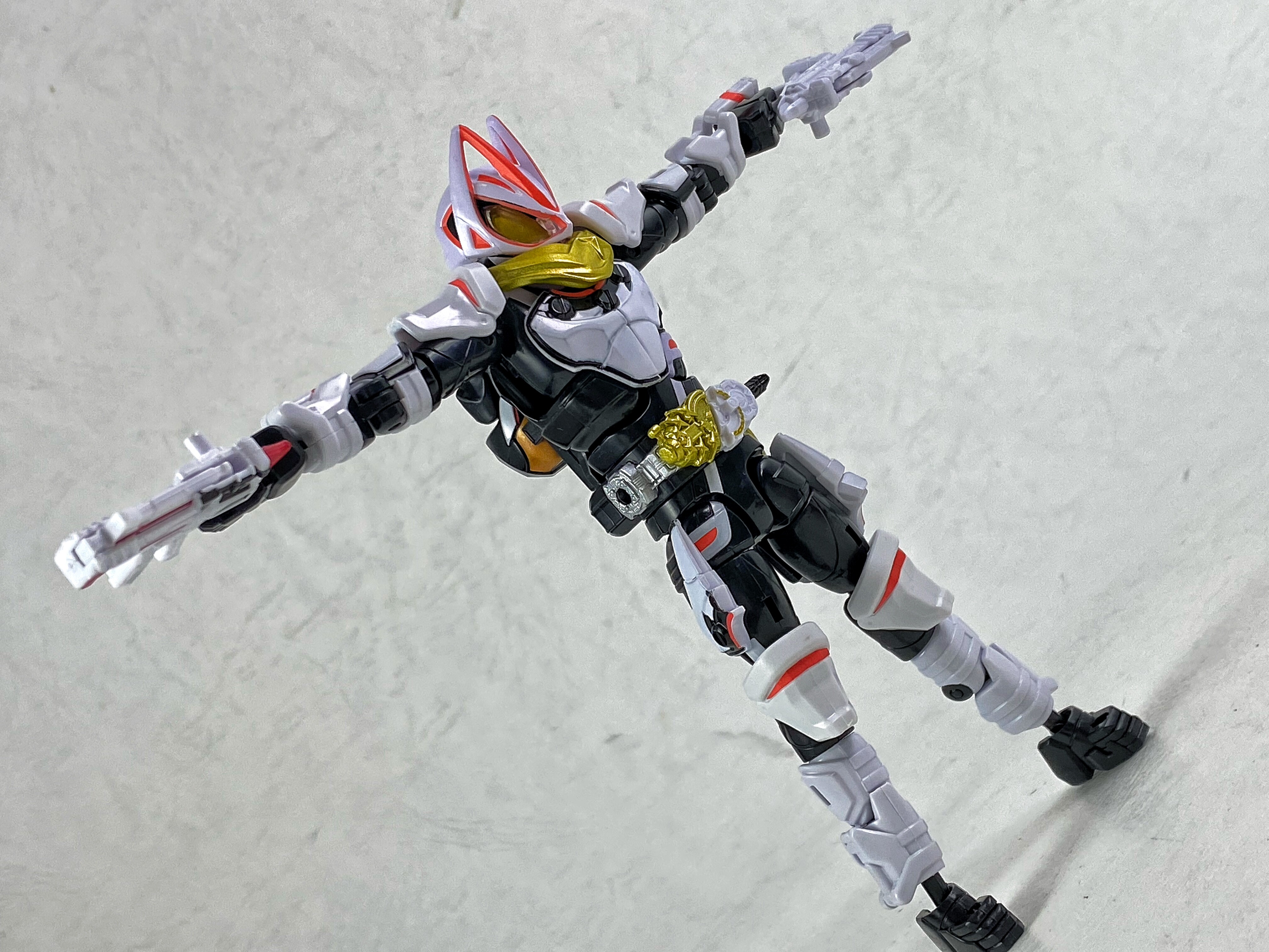 リボルブチェンジフィギュア PB04 仮面ライダーギーツ マグナム