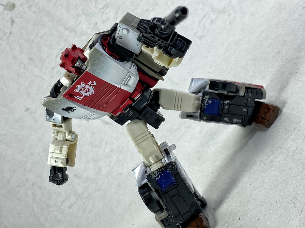 トランスフォーマー WFC-13 レッドアラート レビュー : えるけーえぬ