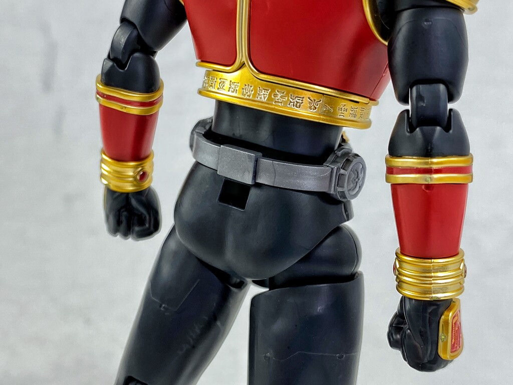 Figure-rise Standard 仮面ライダークウガ ライジングマイティ