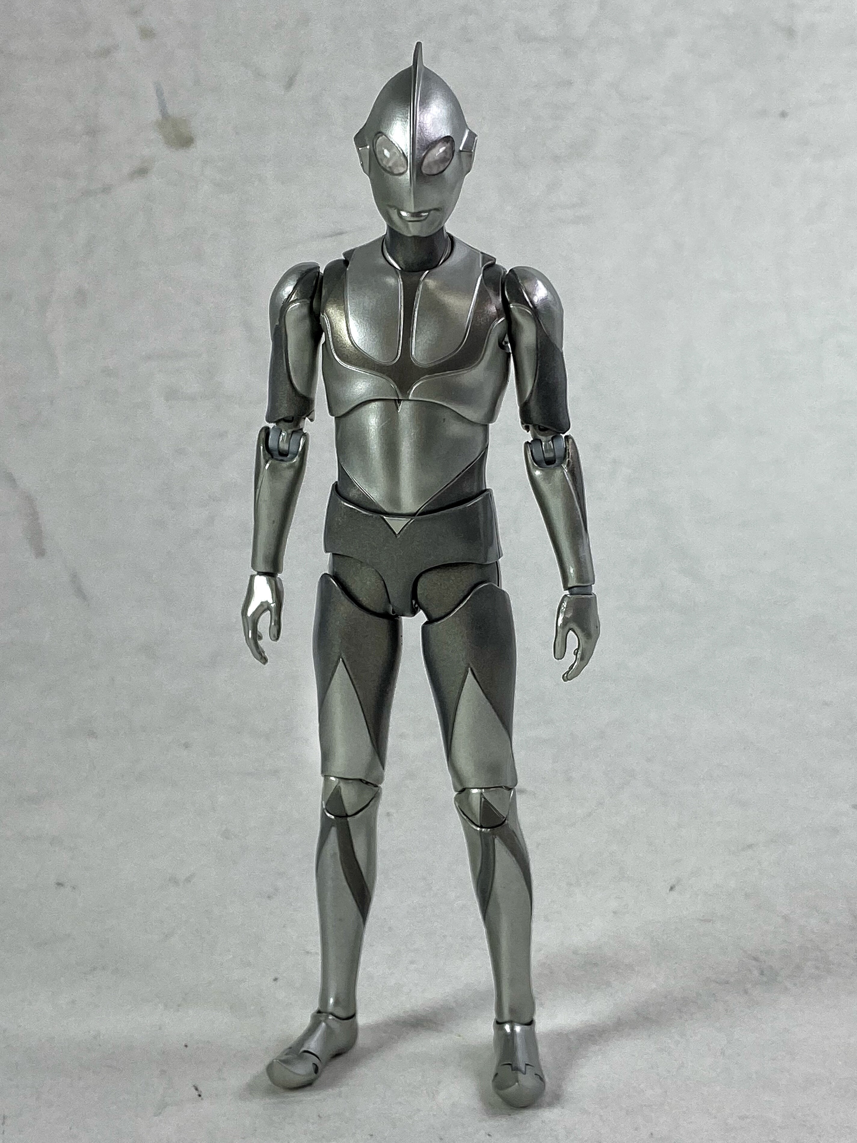 流行のアイテム S.H.Figuarts シンウルトラマン降着時 にせ