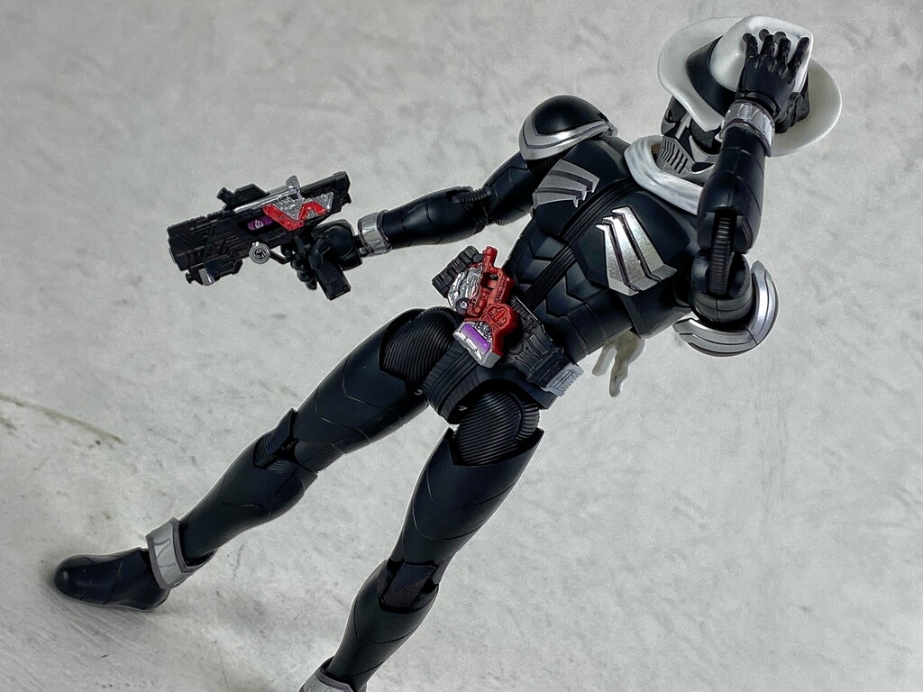 Figure Rise Standard 仮面ライダースカル レビュー えるけーえぬ Figure Rise Standard 仮面ライダースカル レビュー えるけーえぬ