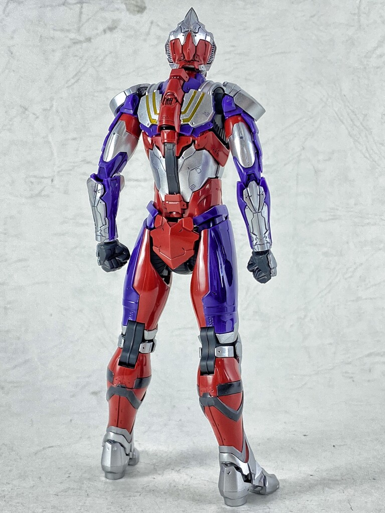 Figure-rise Standard ULTRAMAN SUIT TIGA レビュー : えるけーえぬ