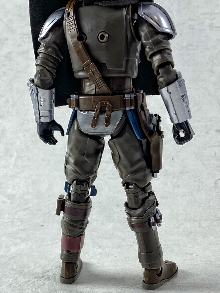 1/12 ザ・マンダロリアン(ベスカーアーマー) シルバー 1/12 ザ・マンダロリアン(ベスカーアーマー) シルバー