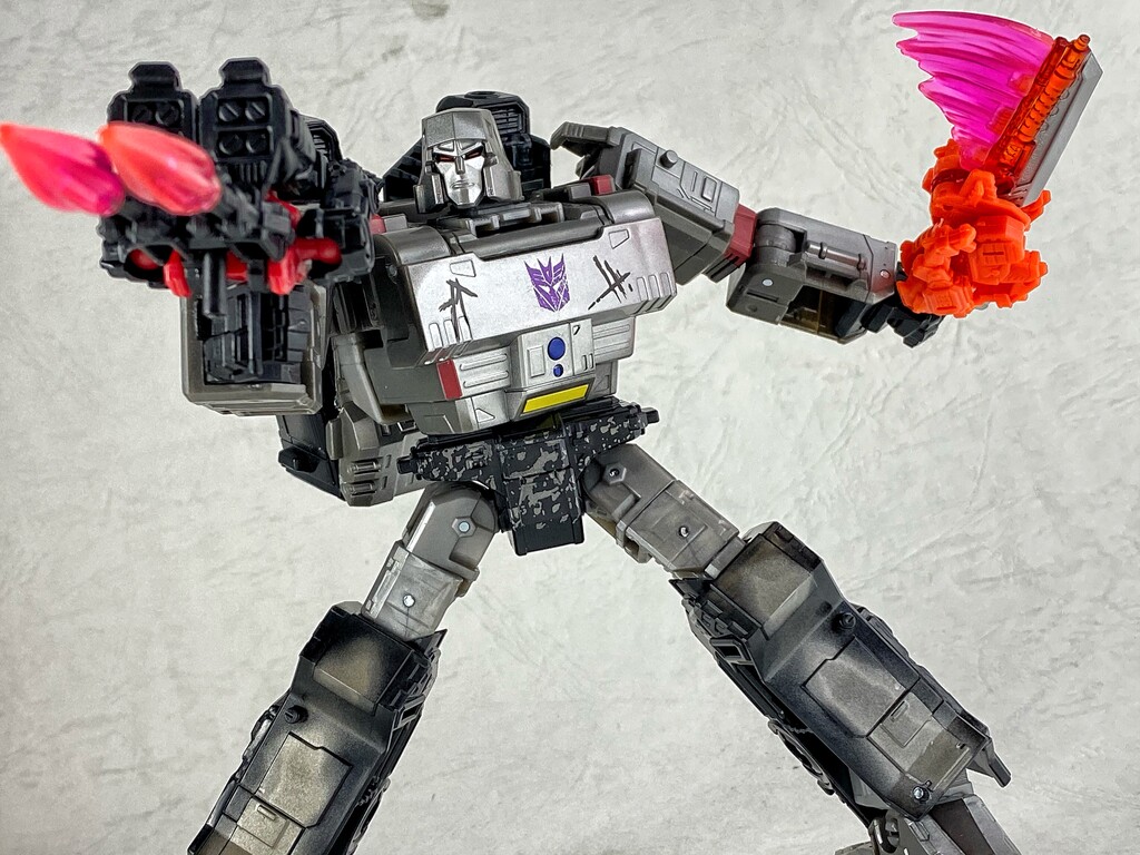 トランスフォーマー WFC-07 メガトロン レビュー : えるけーえぬ トランスフォーマー WFC-07 メガトロン レビュー : えるけーえぬ