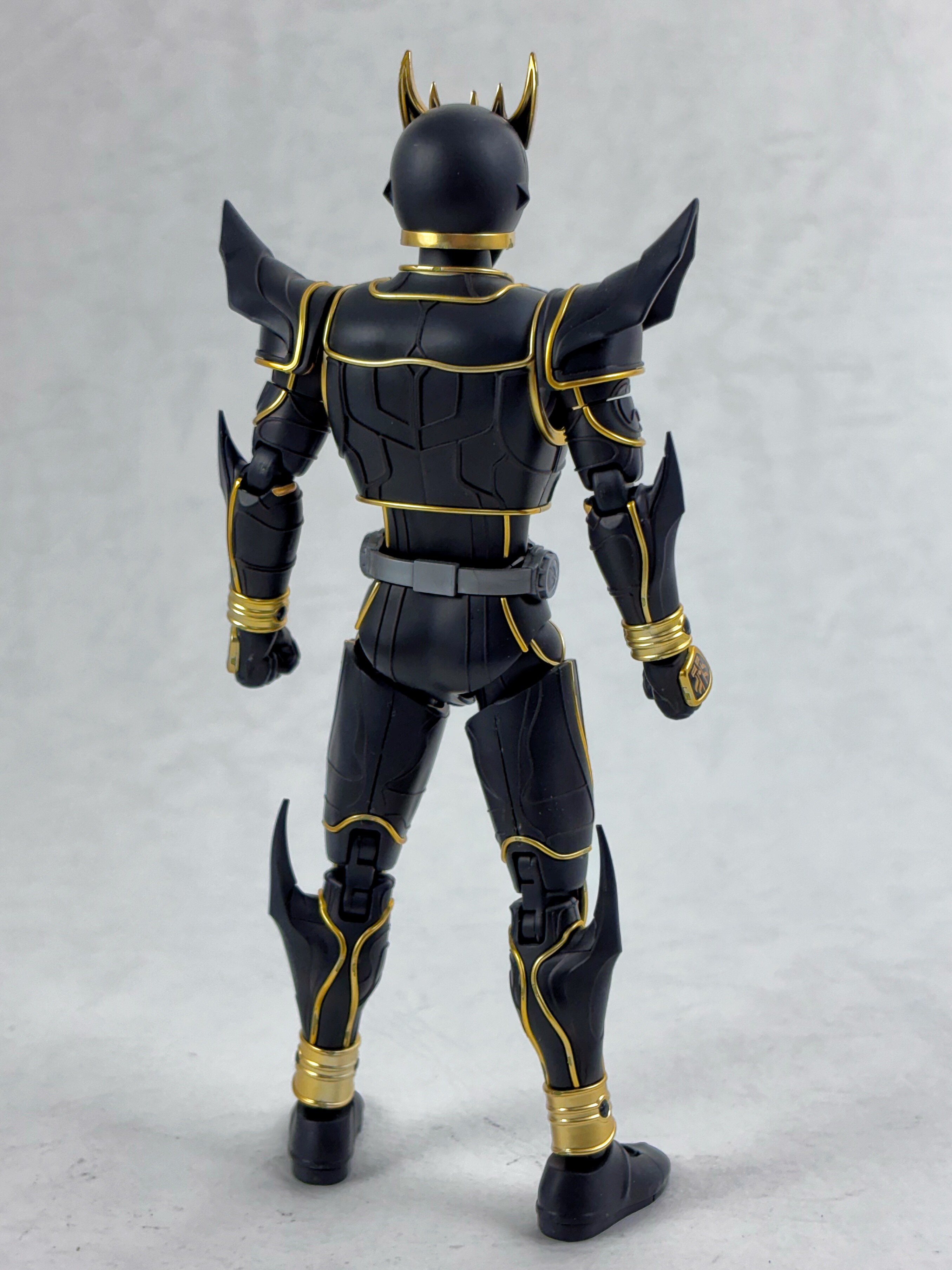 Figure-rise Standard 仮面ライダークウガ アルティメットフォーム