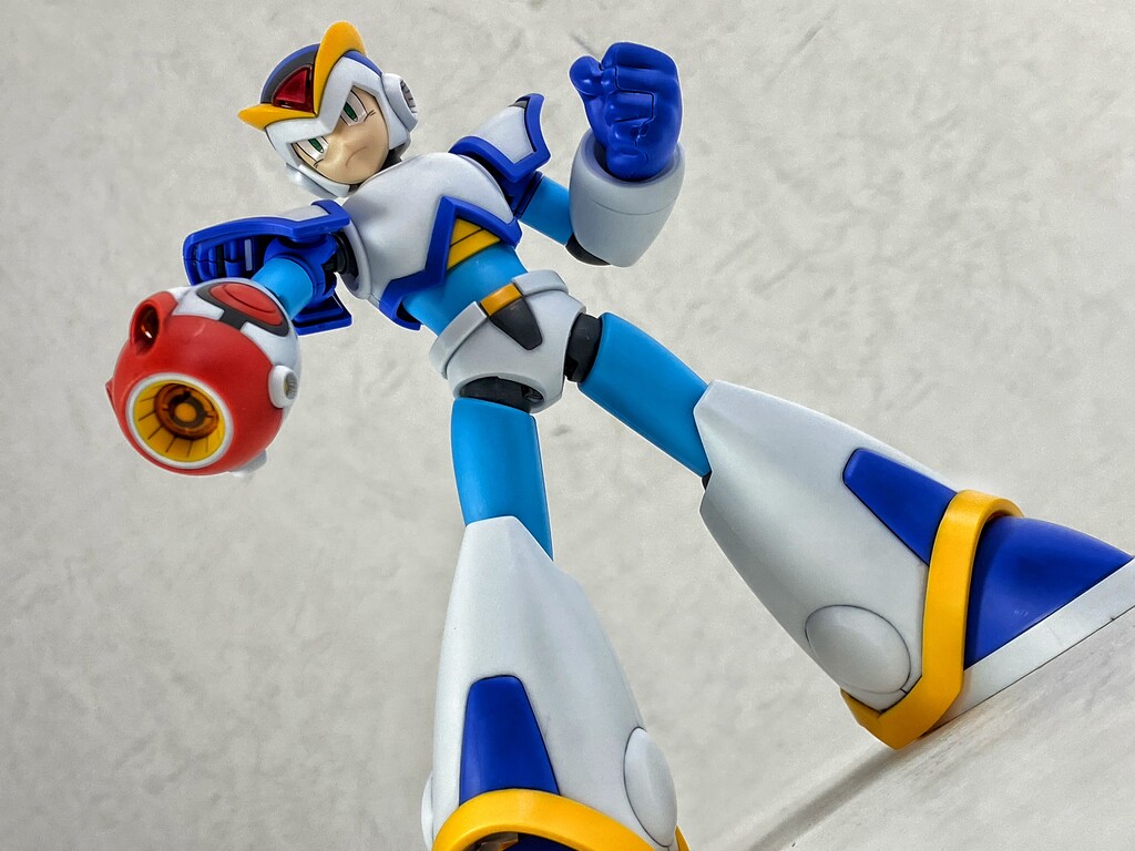 1/12 ロックマンX フルアーマー コトブキヤ ロックマンX フルアーマー: プラモデル｜コトブキヤオンライン