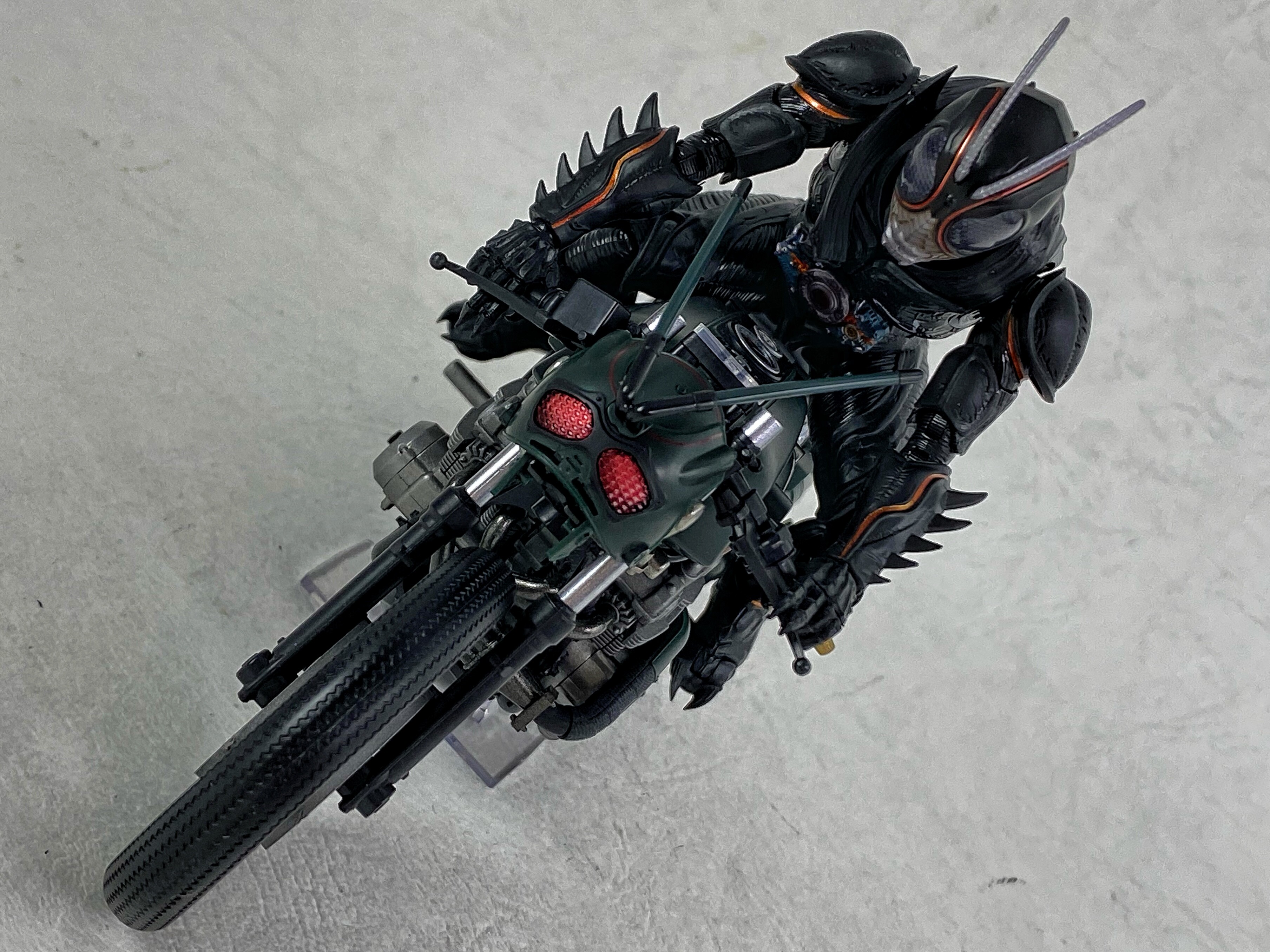 S.H.Figuarts バトルホッパー(仮面ライダーBLACK SUN) レビュー