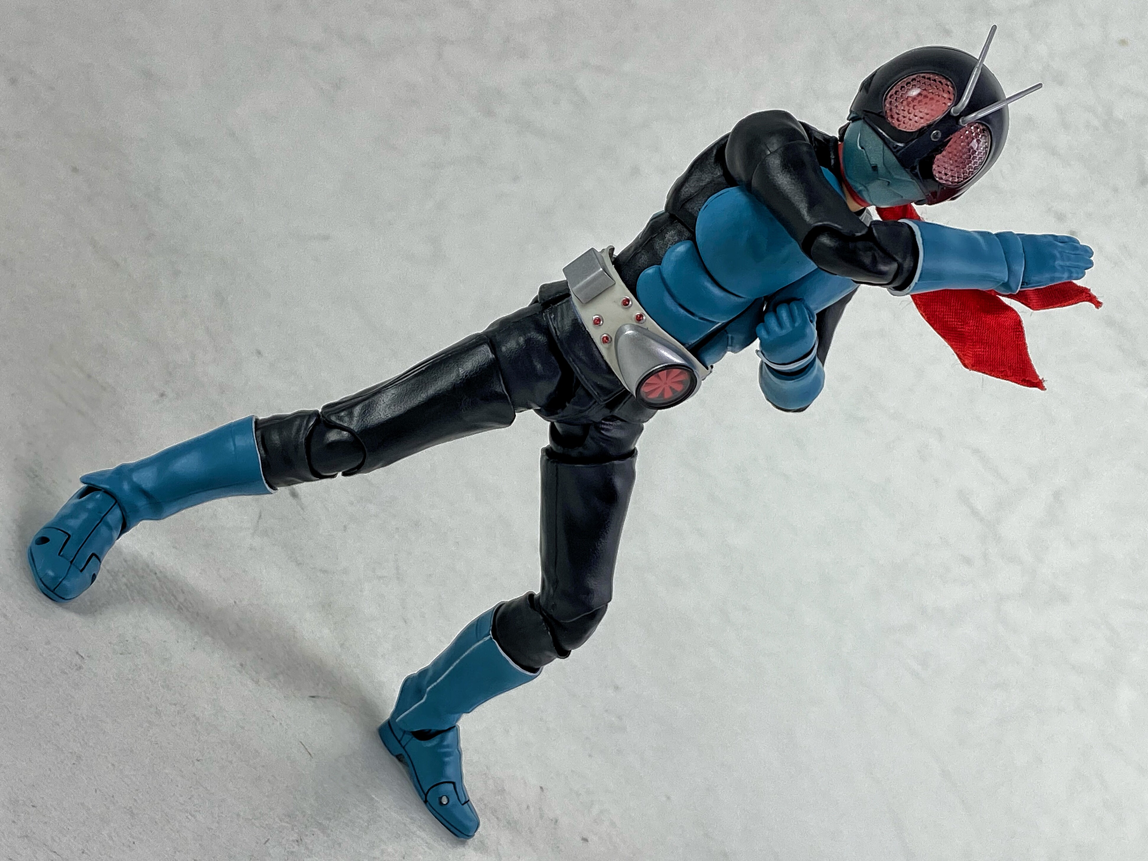 S.H.Figuarts(真骨彫製法) 仮面ライダー旧1号 レビュー : えるけーえぬ