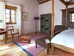 Ekey Strange Country House Escape