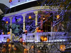 Crystal Hunter Haunted Houses