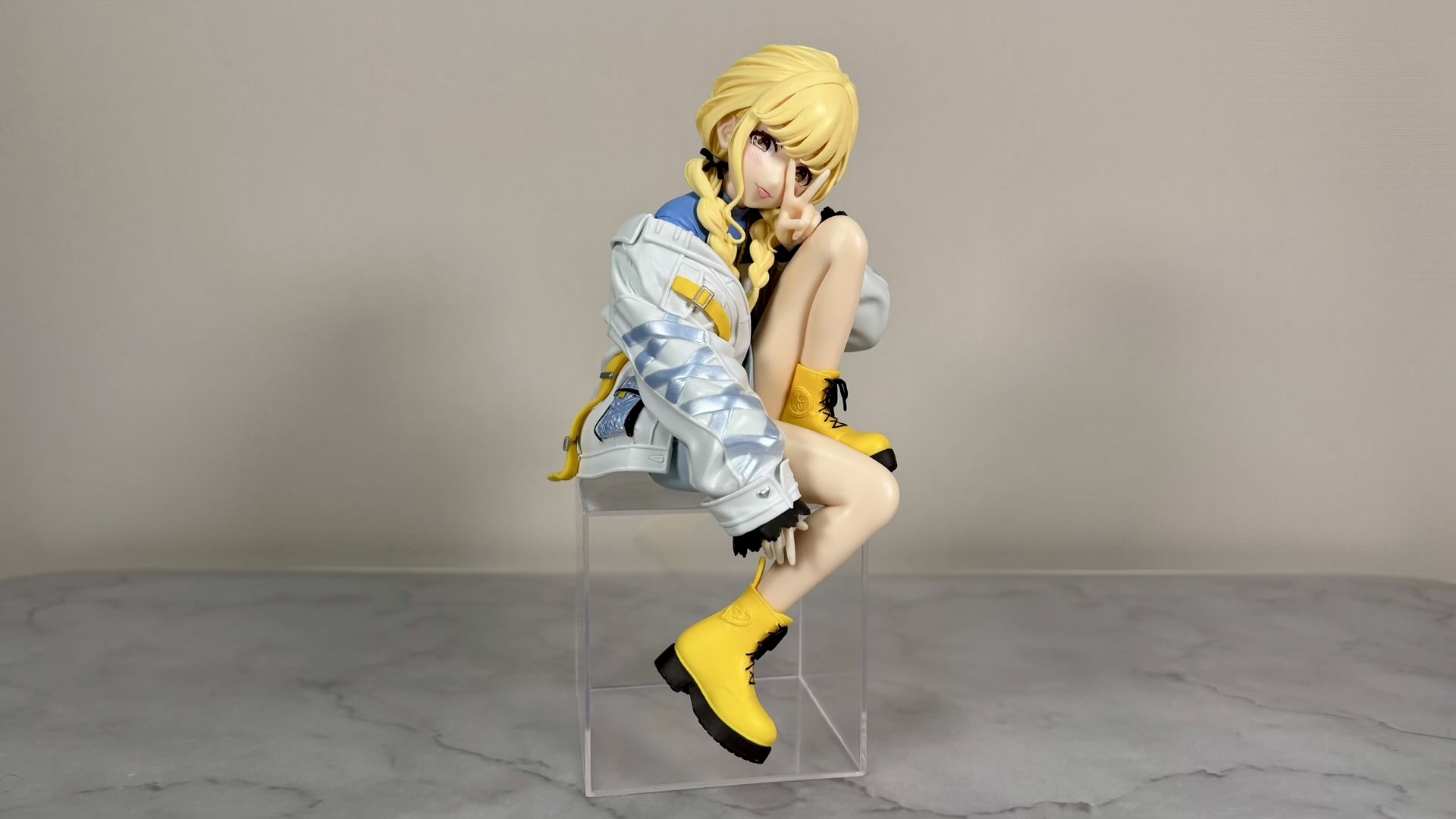 美少女フィギュアまとめ売り藤田ことね喜多川海夢プライズアルベドミク