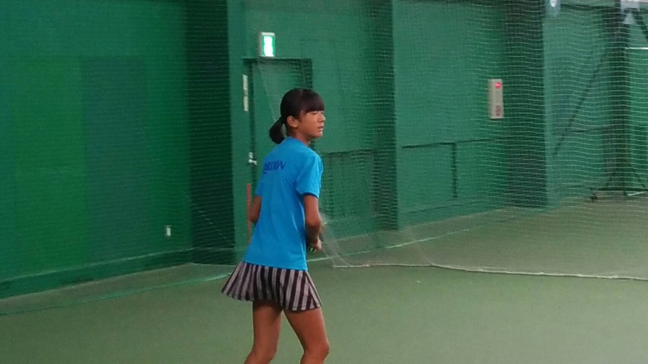 全日本ジュニアテニス選手権大会女子シングルス１回戦 横浜市保土ヶ谷区のレニックステニススクールのブログ