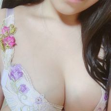 momi2-wonderland-reika