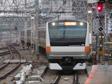 JR東日本E233系電車(新宿駅にて、'20.03.31撮影)