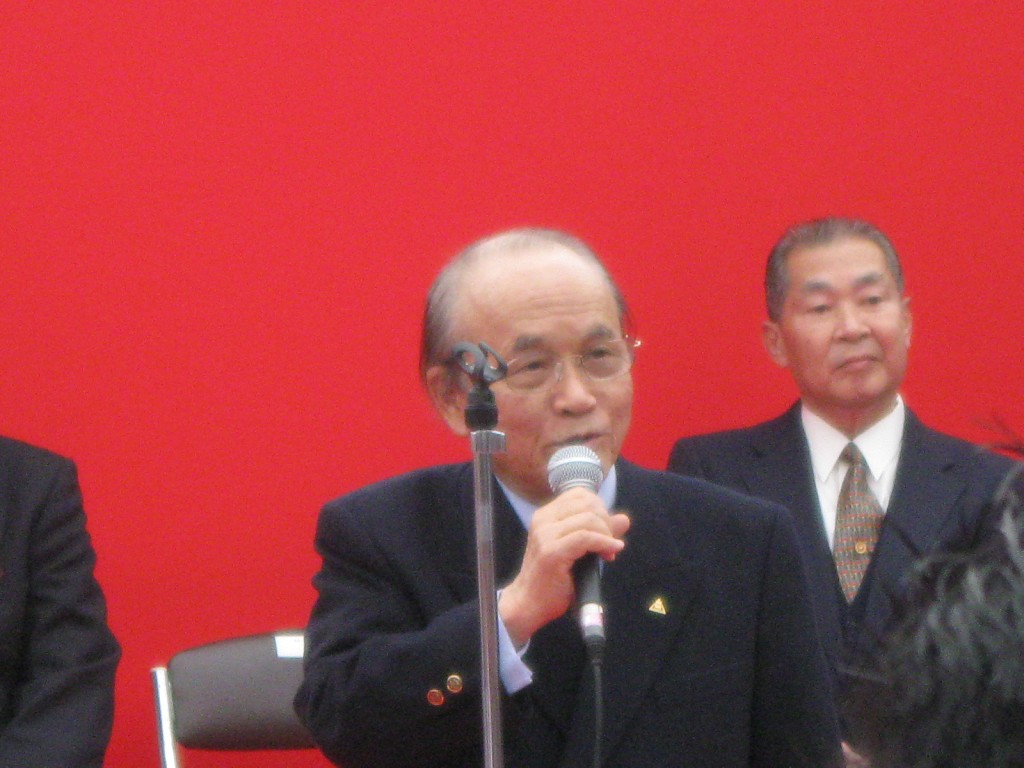 大泉学園駅に松本零士氏ら現る（2009/03/08） : トイレ探索日記