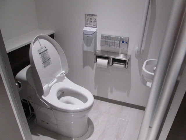 苦節15年 新宿 小田急百貨店にようやく 2018 12 26 2020 01 25 トイレ探索日記 By 東府中の住人