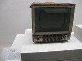 大阪歴史博物館 7階:近代・現代フロア 白黒テレビ(東芝製)