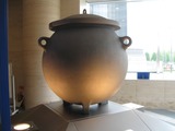 大阪歴史博物館 1階 大阪万博時に造られたタイムカプセルのレプリカ