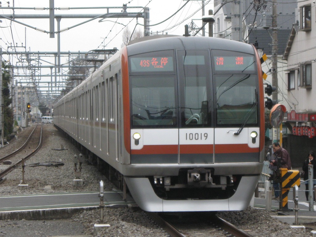 大泉学園駅に松本零士氏ら現る（2009/03/08） : トイレ探索日記 by 東