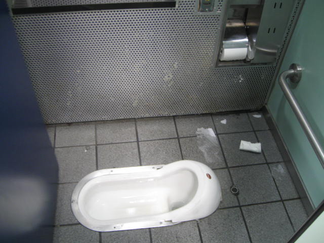 Jr池袋駅 中央南改札トイレ改修 16 10 22 トイレ探索日記 By 東府中の住人