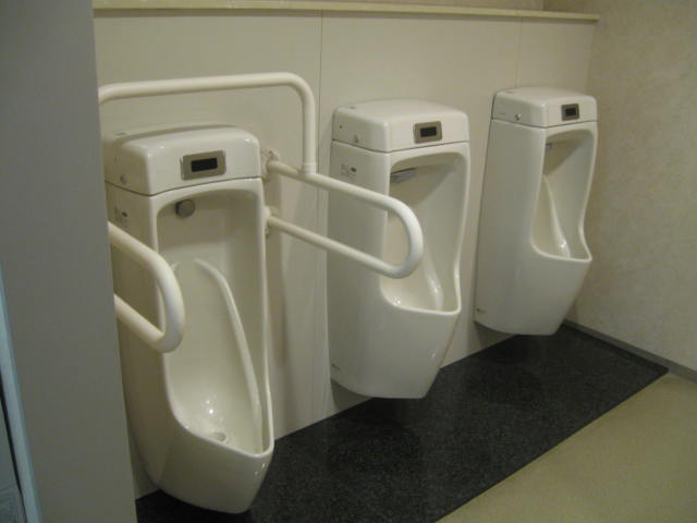 INAX イナックス センサー式小便器 AWU-506RP（小便器）
