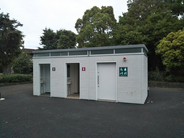 府中市小柳公園のトイレと 多機能トイレ 来なかった未来 のカタチ 2020 05 31 トイレ探索日記 by 東府中の住人