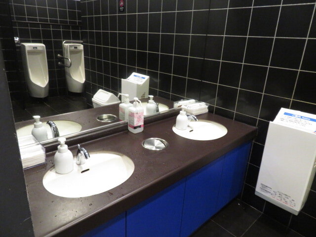 珍品潜む ラウンドワン府中本町駅前店 のトイレ 09 24 トイレ探索日記 By 東府中の住人