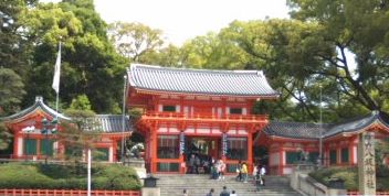 八坂神社
