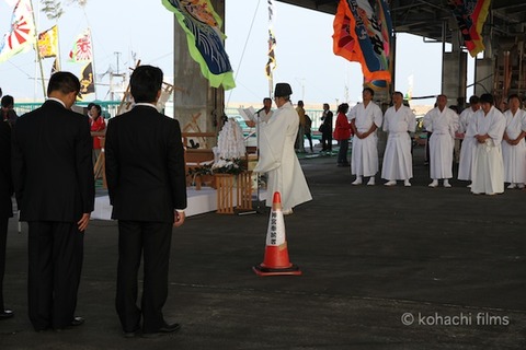 篠島_伊勢_太一御用_おんべ鯛奉納祭_2011-10-12 07-24-38