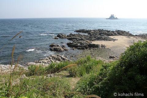 小山島_矢穴石_枕石_棚橋_篠島_風景__2011-05-19 15-33-44