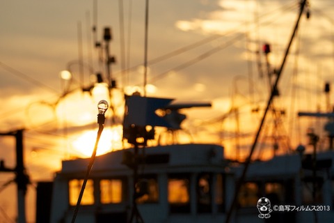 篠島漁港_夕日_漁船_2013-06-22 18-46-39