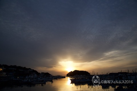 篠島漁港_夕日_漁船_2016-04-06 17-54-50