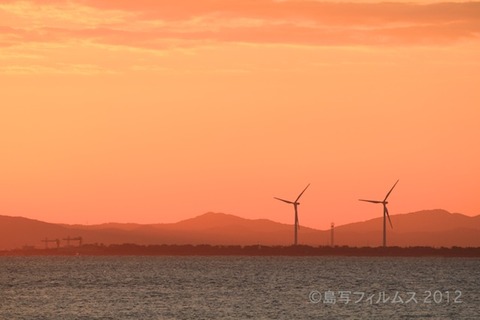 篠島前浜サンサンビーチ_朝日_ 2012-10-02 05-54-31