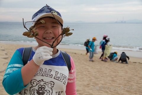 篠島ウミガメ隊_ゴミ拾い_前浜_スナメリ_2012-06-06 07-46-38