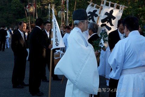 おんべ鯛奉納祭_2012-10-12 06-56-35