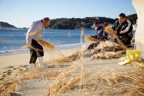 大注連縄の藁すき_2017-12-06 08-18-25