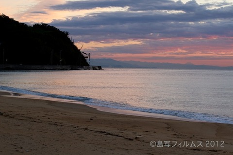 篠島前浜サンサンビーチ_朝日_ 2012-10-02 05-45-36