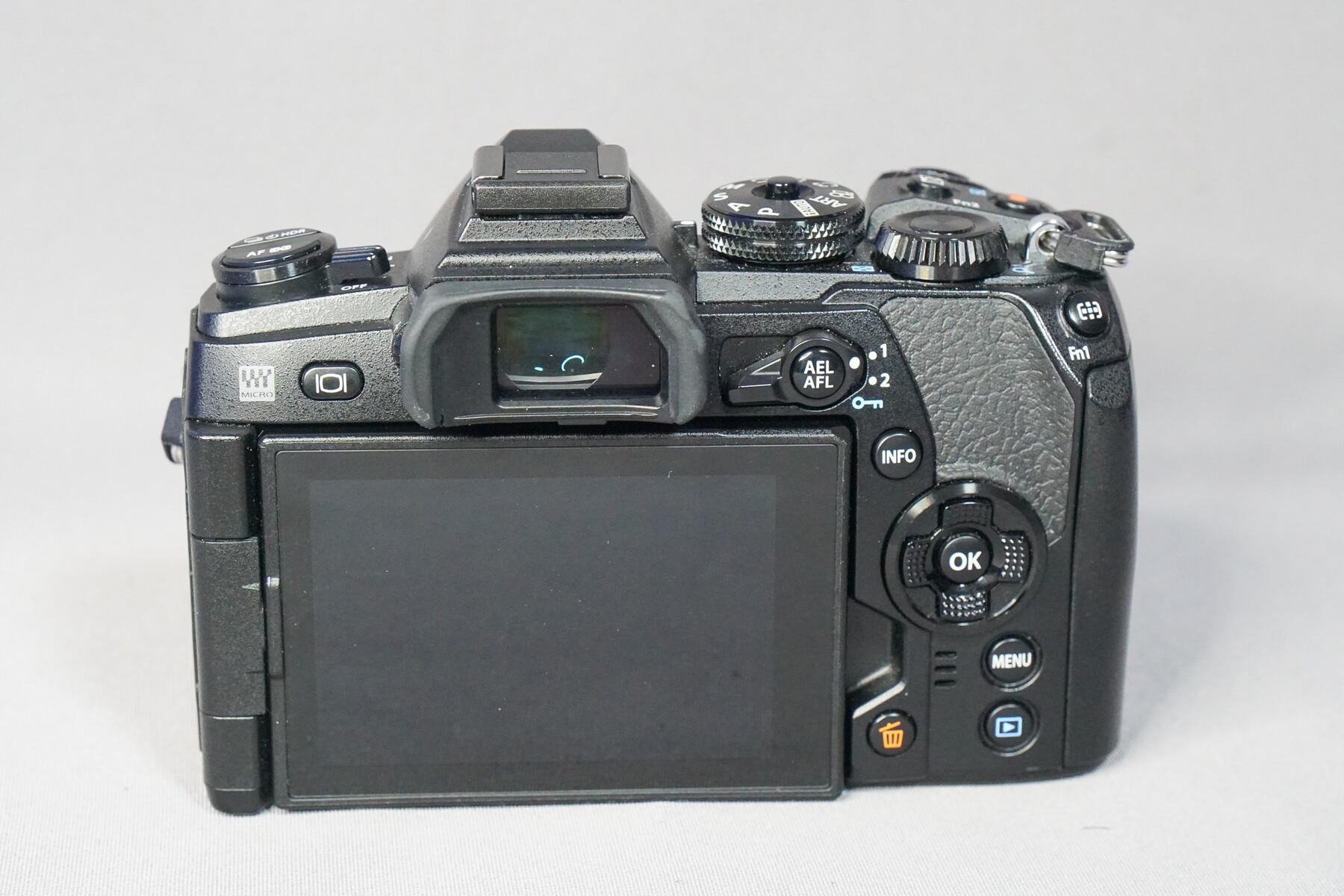 m4/3型 OLYMPUS OM-D E-M1 Mark Ⅱ 」 を購入 : 趣味の「写真