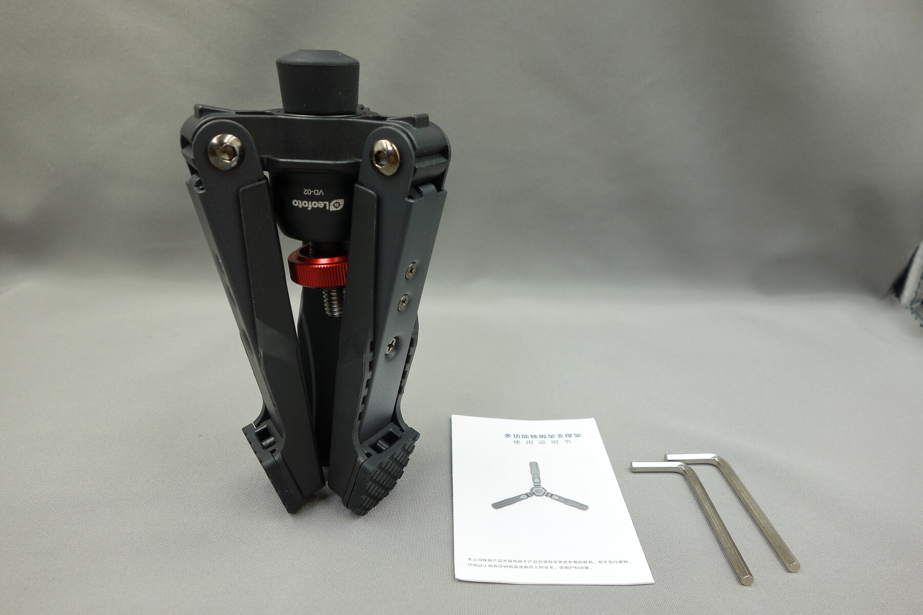 Leofoto VD-02 一脚用自立脚 」を購入 : 趣味の「写真、DIY Leofoto VD-02 一脚用自立脚 」を購入 : 趣味の「写真、DIY