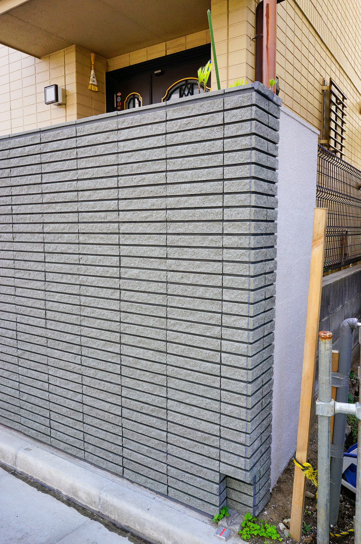 趣味の「写真、DIY、オーディオ」日記 : 外塀