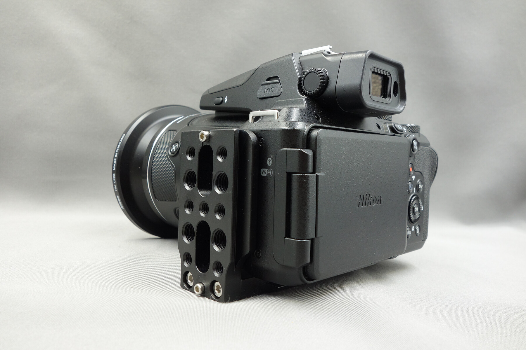 Neewer アルカスイス L型ブラケット 」 を購入 : 趣味の「写真、DIY