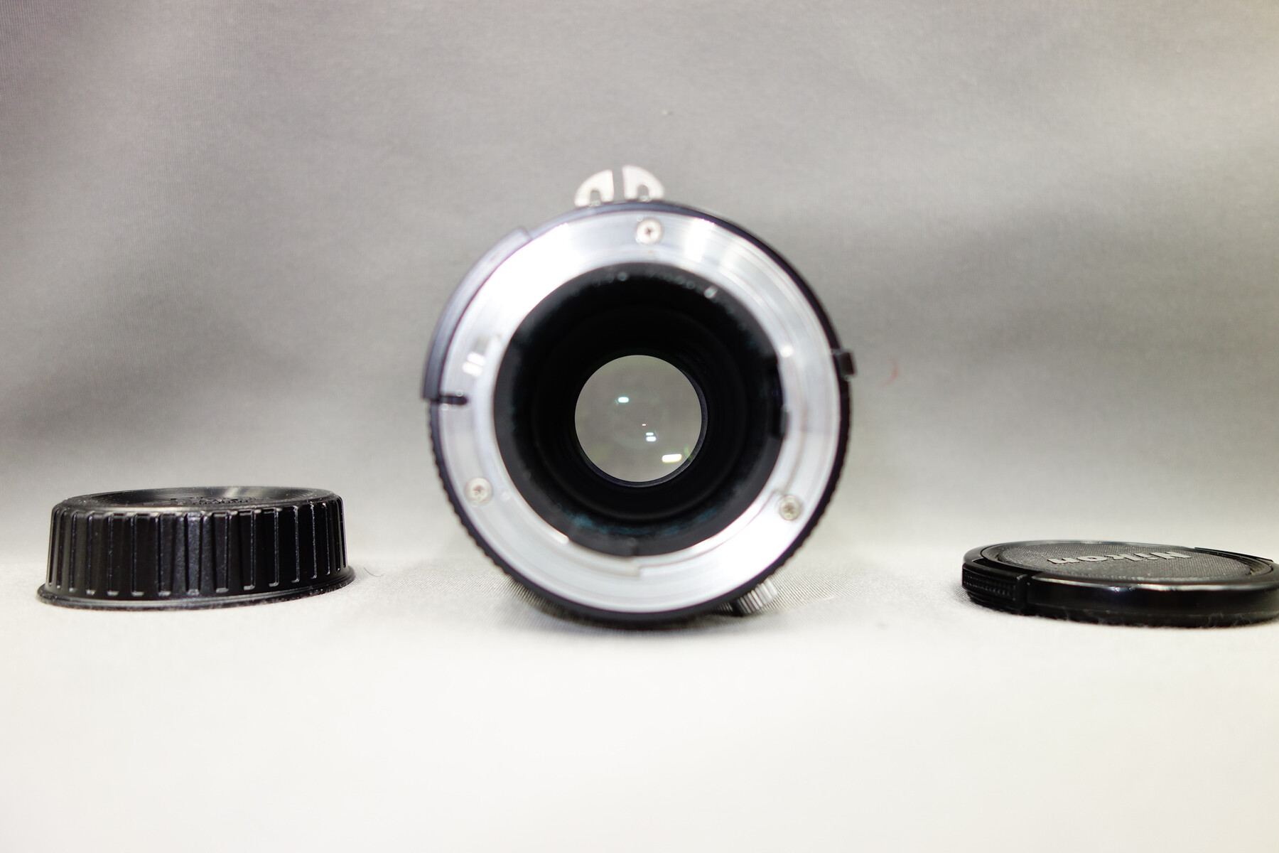 Nikon ニコン Ai-s Micro - NIKKOR 105mm F4 」 を購入 : 趣味の Nikon ニコン Ai-s Micro - NIKKOR 105mm F4 」 を購入 : 趣味の