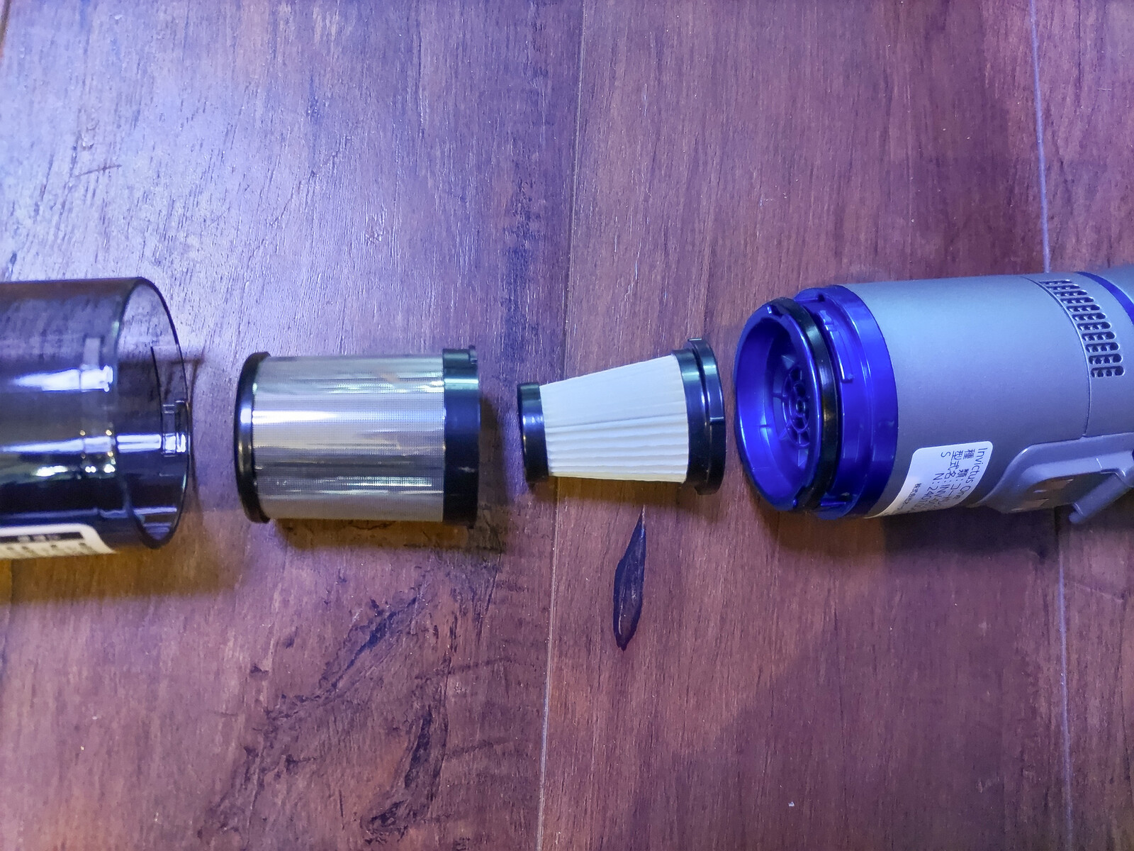 インビクタス ワン ( INVICTUS ONE ) 掃除機を購入 : 趣味の「写真